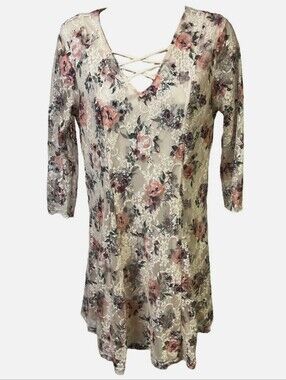 Rue21 Cream Floral Lace Crisscross V-Neck Tunic